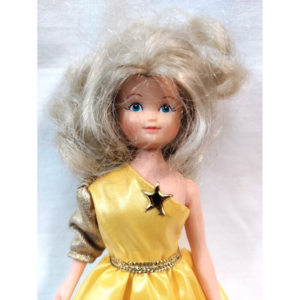 Girl Doll Yellow/Gold Dress w Gold Star Belt Blonde Blue Eyes Movable Arms Legs